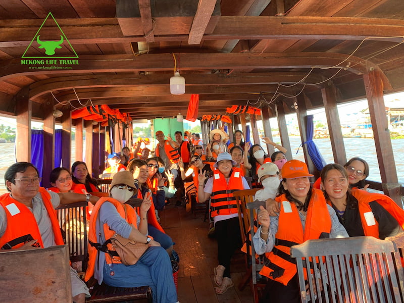 mekonglifetour-cho-noi-can-tho-5