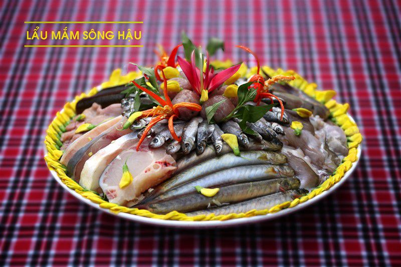 Mekonglifetour-Lau-mam-3