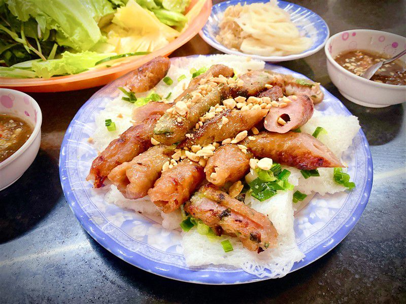 Mekonglifetour-Nem-nuong-1