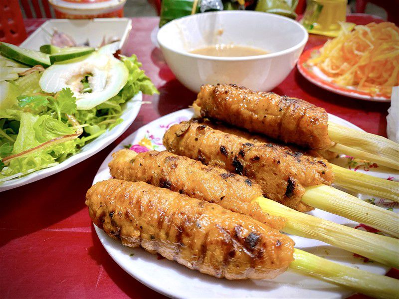 Mekonglifetour-Nem-nuong-2