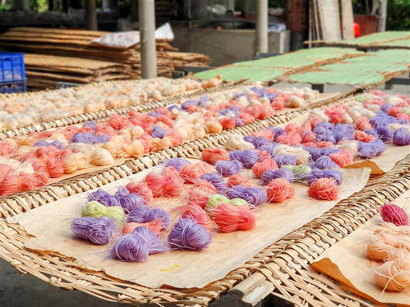 Mekonglifetour-Pizza-Hu-tieu-2